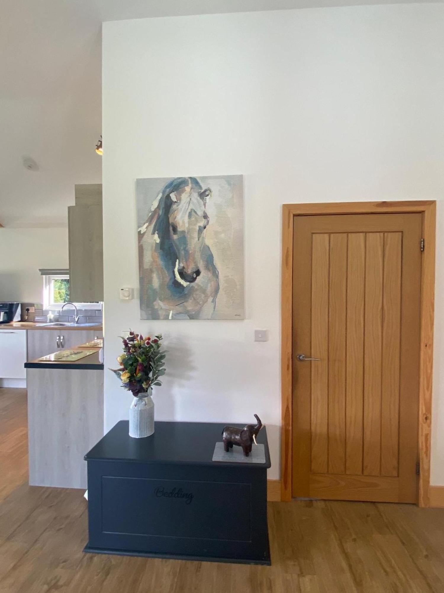 King Richard'S Luxury Lodge - Sleeps Up To 8 ,Dog Friendly ,Near Sherwood Forest At Fairview Farm In Nottingham Set In 88 Acres And Great For Groups,Family Gatherings,Corporate Events ภายนอก รูปภาพ
