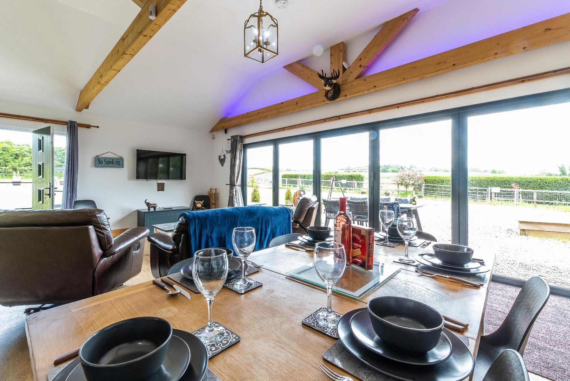 King Richard'S Luxury Lodge - Sleeps Up To 8 ,Dog Friendly ,Near Sherwood Forest At Fairview Farm In Nottingham Set In 88 Acres And Great For Groups,Family Gatherings,Corporate Events ภายนอก รูปภาพ